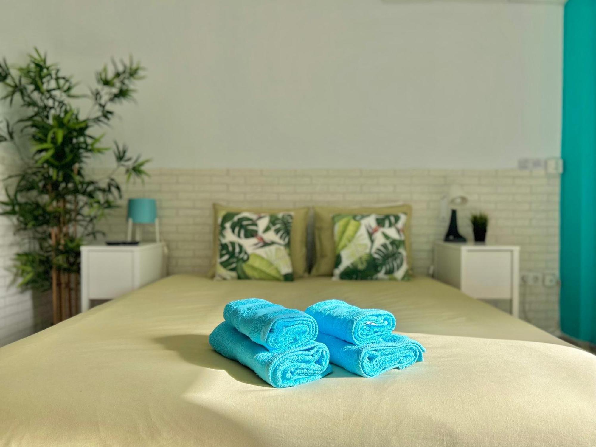 Hoja De Palma Apartment Benalmadena Bagian luar foto